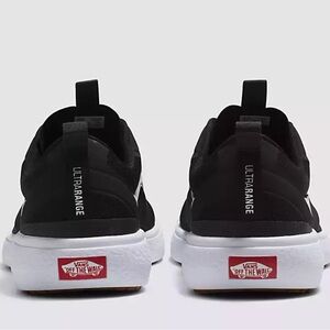 Vans Ultrarange men’s size 11. Excellent condition-wore <1hr